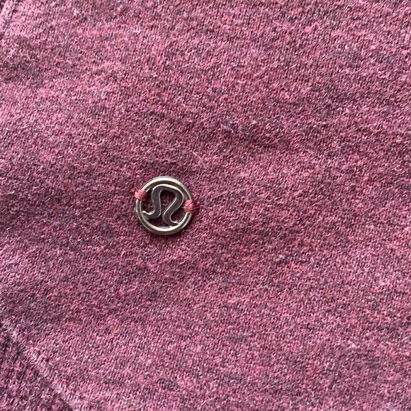 Lululemon side zip Scuba - Picture 3 of 4